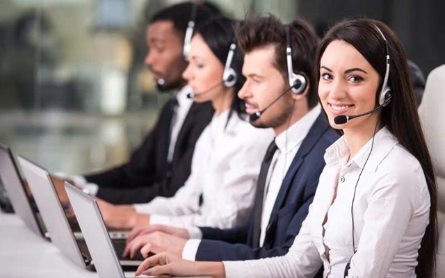Bộ phận CSKH của cổng game luôn túc trực 24/7