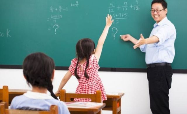 Nằm chiêm bao thấy mình đi dạy học nên đánh con số nào?