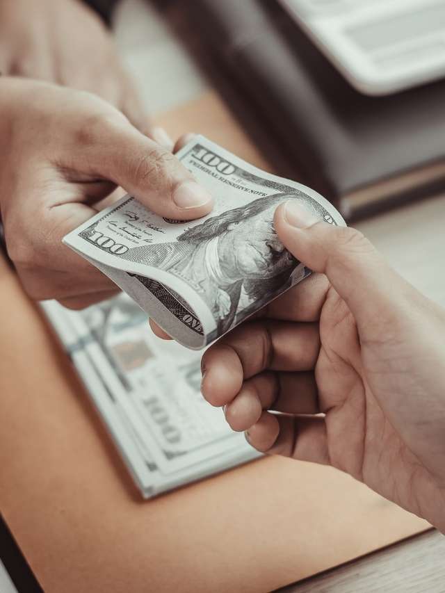 Mơ thấy cho tiền là một dấu hiệu tốt. Mơ thấy cho tiền là một dấu hiệu tốt.