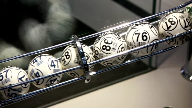 Thị trường xổ số miền Bắc hoạt động liên tục các ngày trong tuần Thị trường xổ số miền Bắc hoạt động liên tục các ngày trong tuần