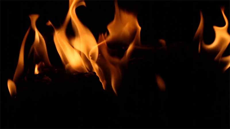 Mơ thấy lửa cháy báo hiệu điều gì? Giải mã bí ẩn tâm linh chuẩn xác nhất