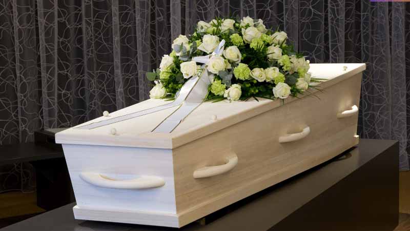 Mơ thấy quan tài là điềm gì? Giải mã ý nghĩa chuẩn nhất 2025