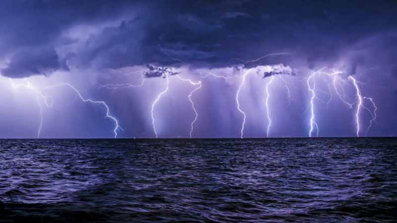 Mơ thấy sấm sét là điềm gì? Cảnh báo hay dấu hiệu đổi vận